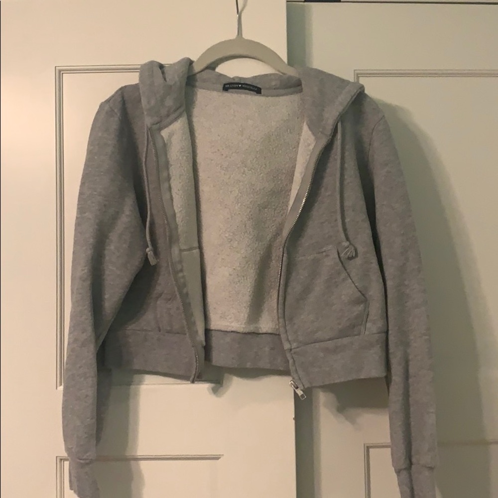 Brandy Melville Gray Cropped Sweatshirt